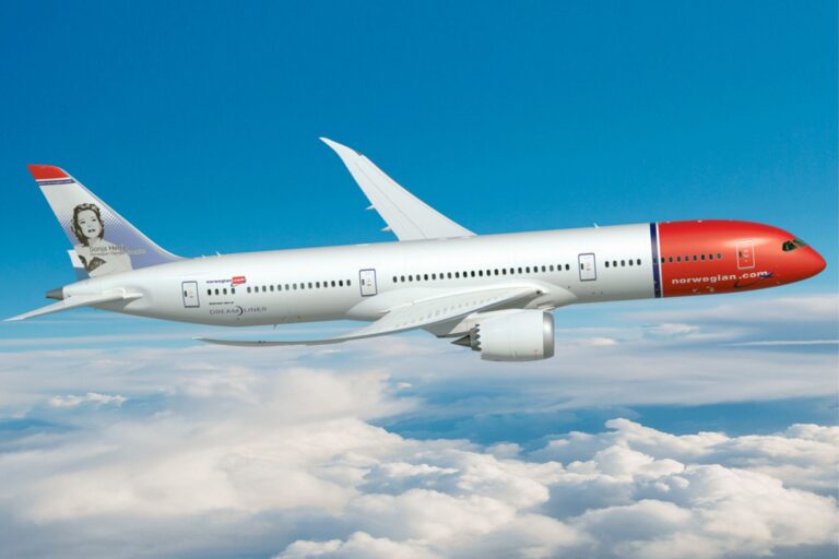 norwegian flight delay compensation